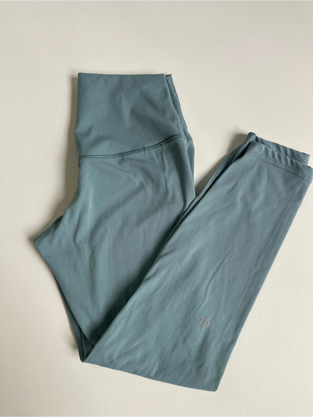 Lululemon Small